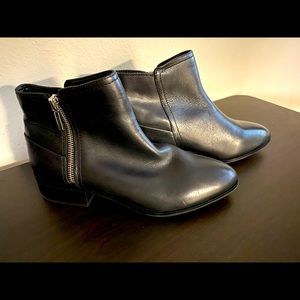 Aldo Booties NWOT 7M